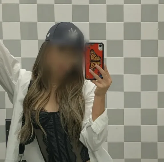 Lorena, 20 años